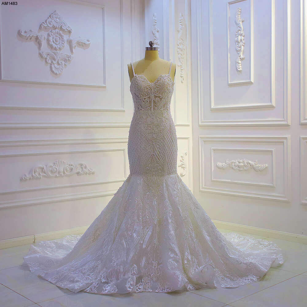 2024 New Design Full Pearls Spaghetti Straps Mermaid Wedding Dress