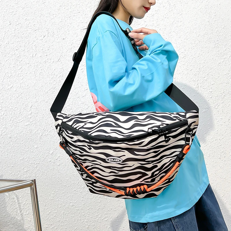 OverSize Multifunctional Waist Bag For Women And Man Waterproof Oxford Chest Bag Casual Travel Banana Belt Bag Large Fanny Pack 241031