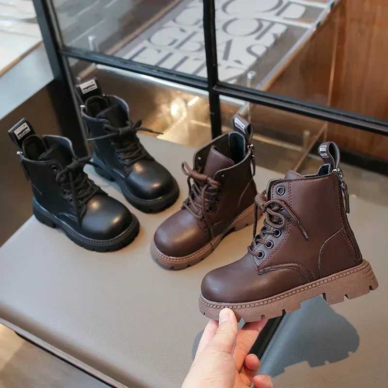 Childrens shoes girls shoes simple school version shoes spring and autumn fashionable leather boots childrens platform ankle boots double zipper M2411