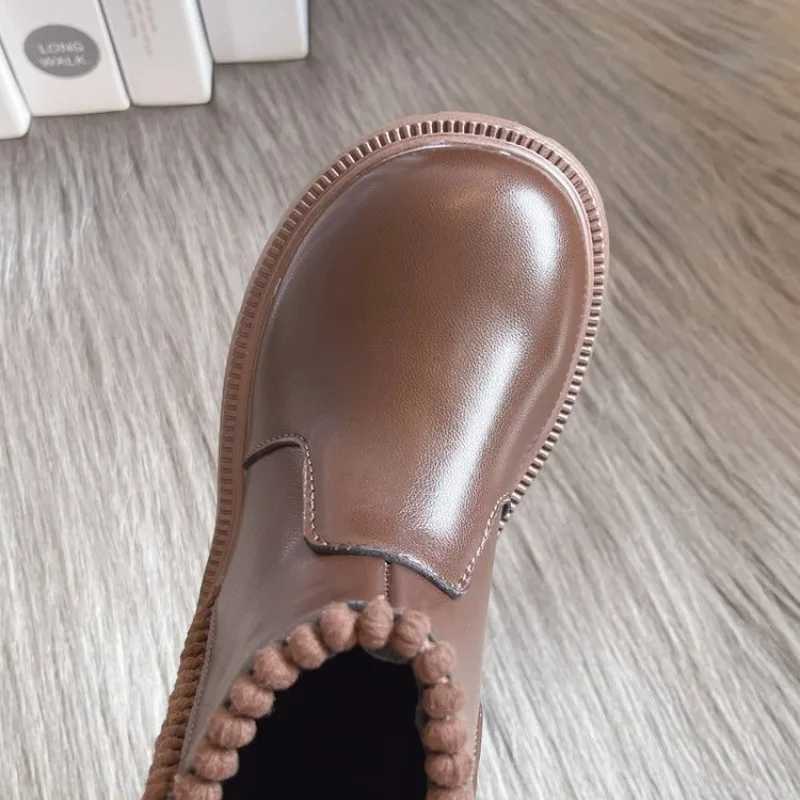 Childrens leather boots for girls fashionable autumn and winter new casual and comfortable short boots warm childrens version non slip cotton boots M2