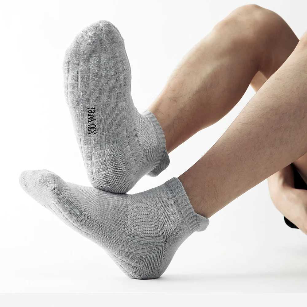 5 Pairs/Lot Men Cotton Summer Thin Sports Basketball Breathable Resistant Odor Short for Running LX241102