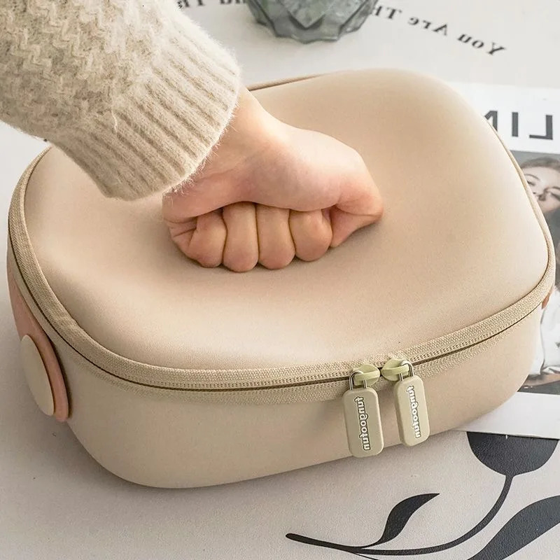 Portable makeup bag lightweight anti-collision makeup box large capacity travel organizer storage zipper bag 241031