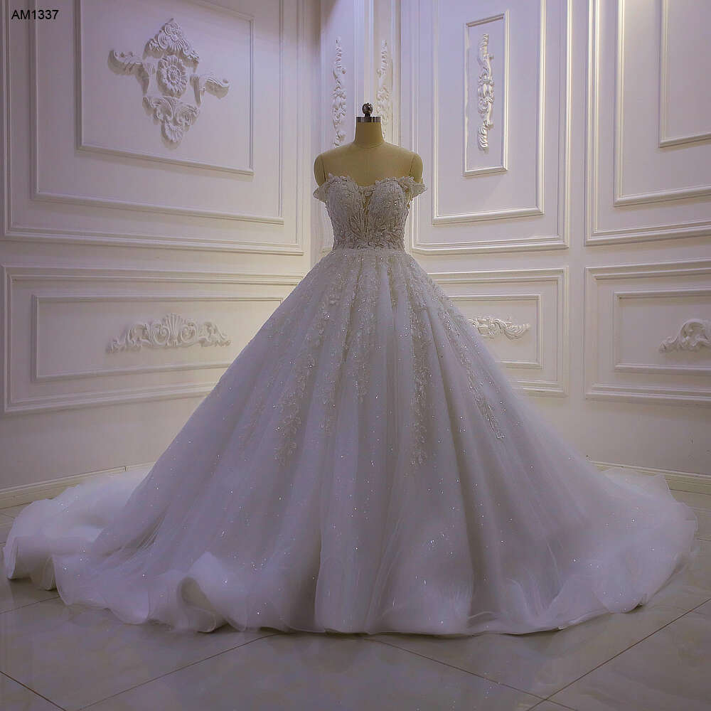 Off The Shoulder Sweetheart Ball Gown Wedding Dress