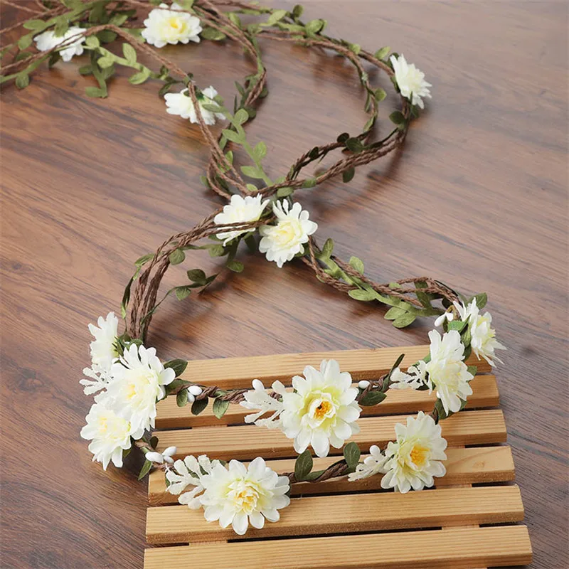 Bohemian Rattan Flower Vines Crown Headband for 2025 Bride Wedding Hair Accessories Girls Floral Wreath new Head Band Hairstyles Headdres