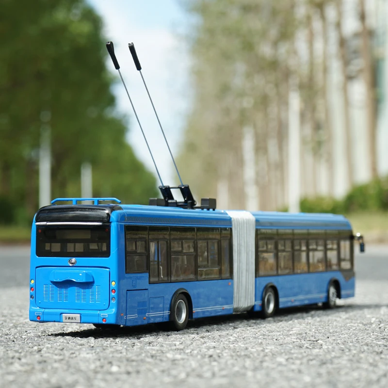 1:42 Scale Yutong Dual Source Trolley Bus ZK5180C BRT Bus Model Diecast Toy Gift Souvenir Ornament Collectible