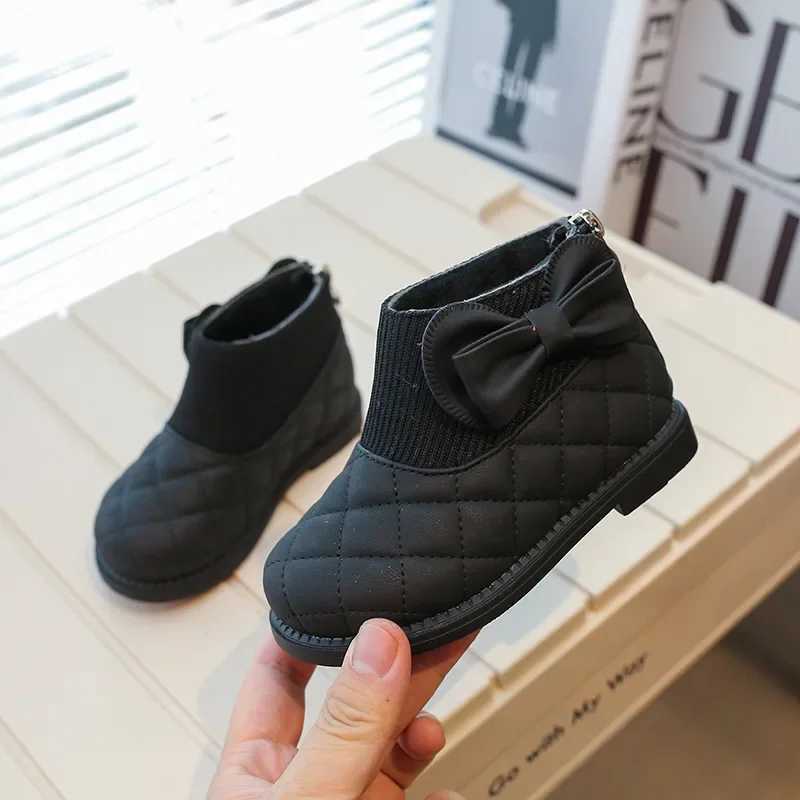 Autumn and winter childrens plush cotton boots fashionable side bow knot childrens leather boots shoulder girl princess ankle short boots M241102