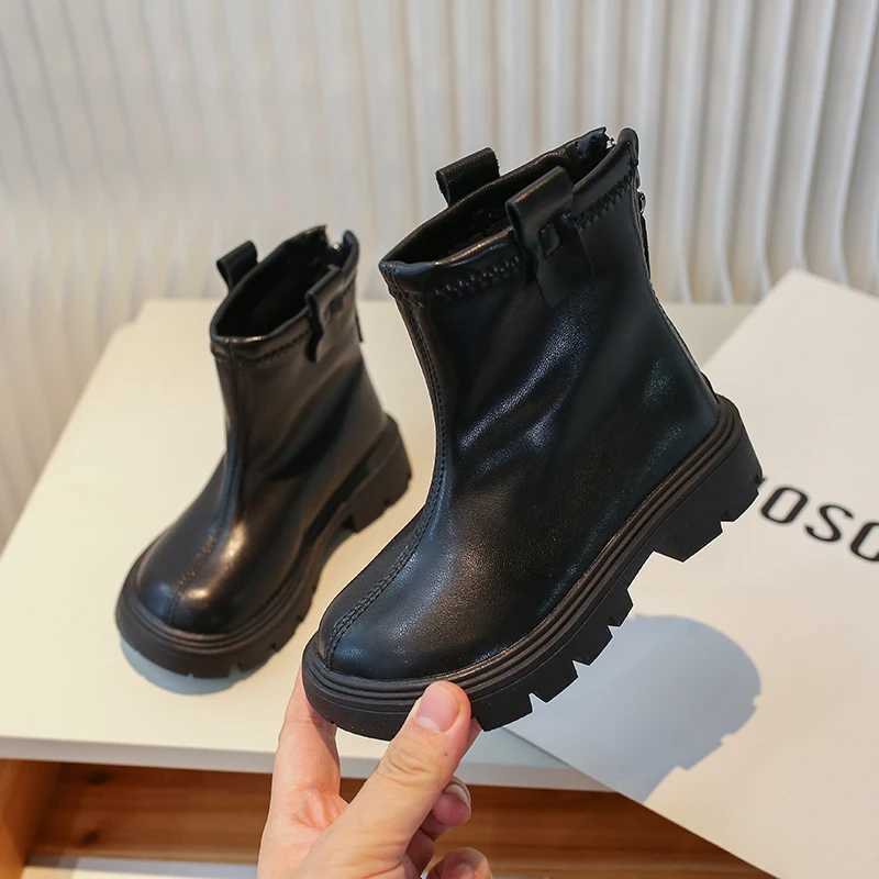 Childrens UK Short Boots Spring/Summer New Fashion Girls Black Anti slip Childrens Fashion Shoulder and Ankle Boots M241102