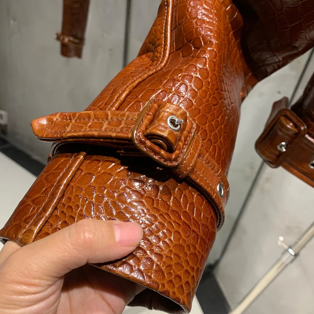 Croc leather jacket womens winter genuine sheepskin jacket with wide shoulders and apron 23012 241031