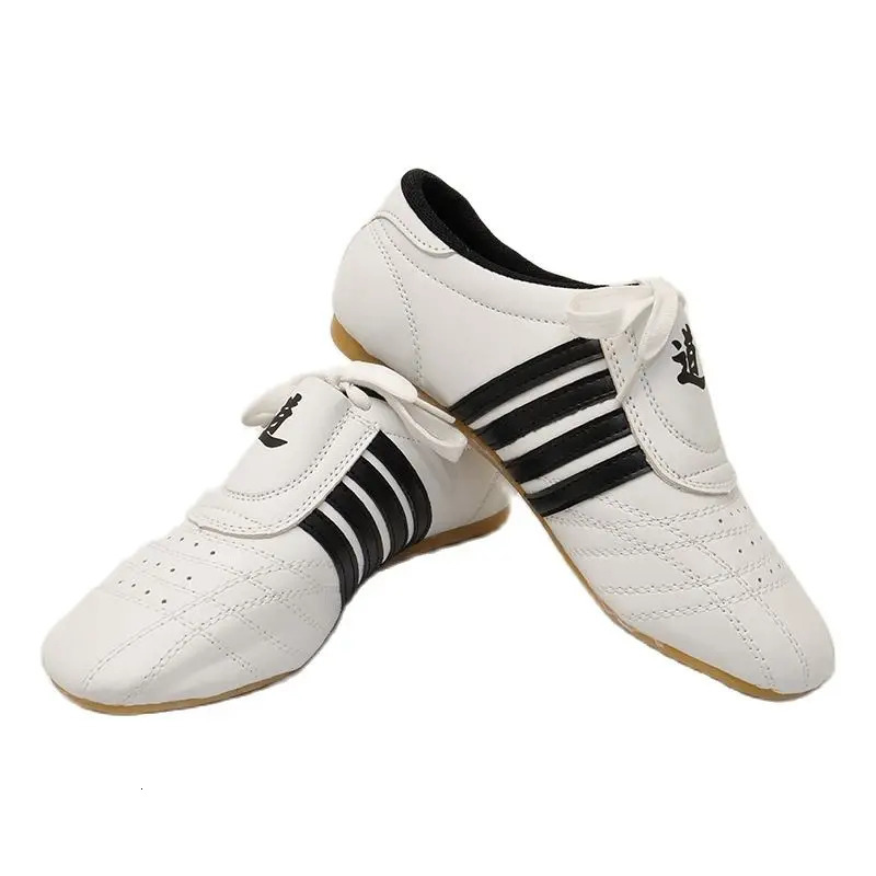 Taekwondo Shoes Boxing Karate Training Shoes Taichi Kong Fu Shoes For Kung Fu Taichi Taekwondo Boxing Karate 241101