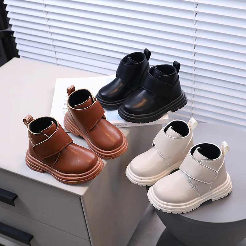 Autumn New Childrens Leather Boots Solid Color Casual Girls Boots Thick Bottom Anti slip Boys Short Boots Fashion Childrens Shoes M241102