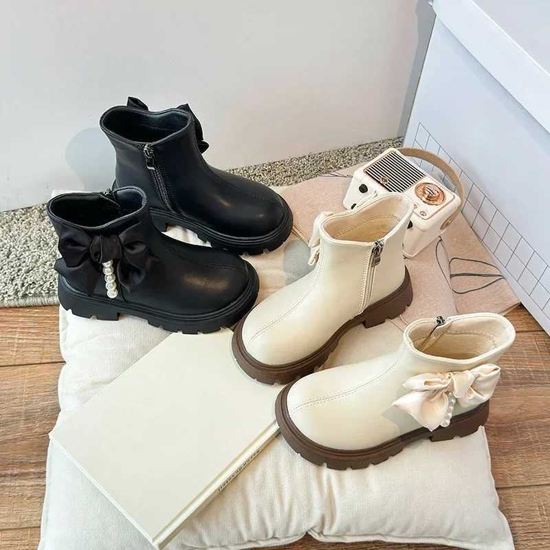 Childrens short boots with big bow fashionable girls princess boots with side zipper autumn new childrens ankle boots thick soft sole M241102