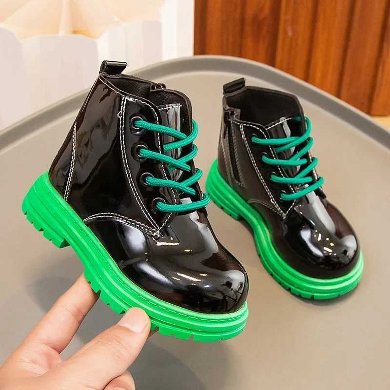 Fashion Patent Leather Childrens Boots Soft Bottom Black Ankle Boots Lace Zipper Girls British Boys Childrens Shiny Short Boots M241102