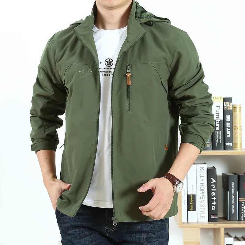 Autumn waterproof and windproof mens climbing hunting thin mesh breathable hooded jacket outdoor loose flying mens work jacket W241102