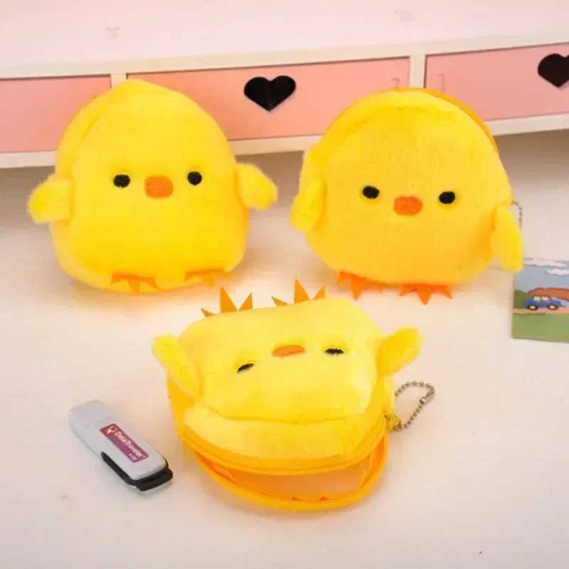 1pc 12cm Kaii Carto Cute Yellow Chick Children Animals Plush Coin Purse Keychain Headphe Wallet Card Bag Pocket PendantXJ241111