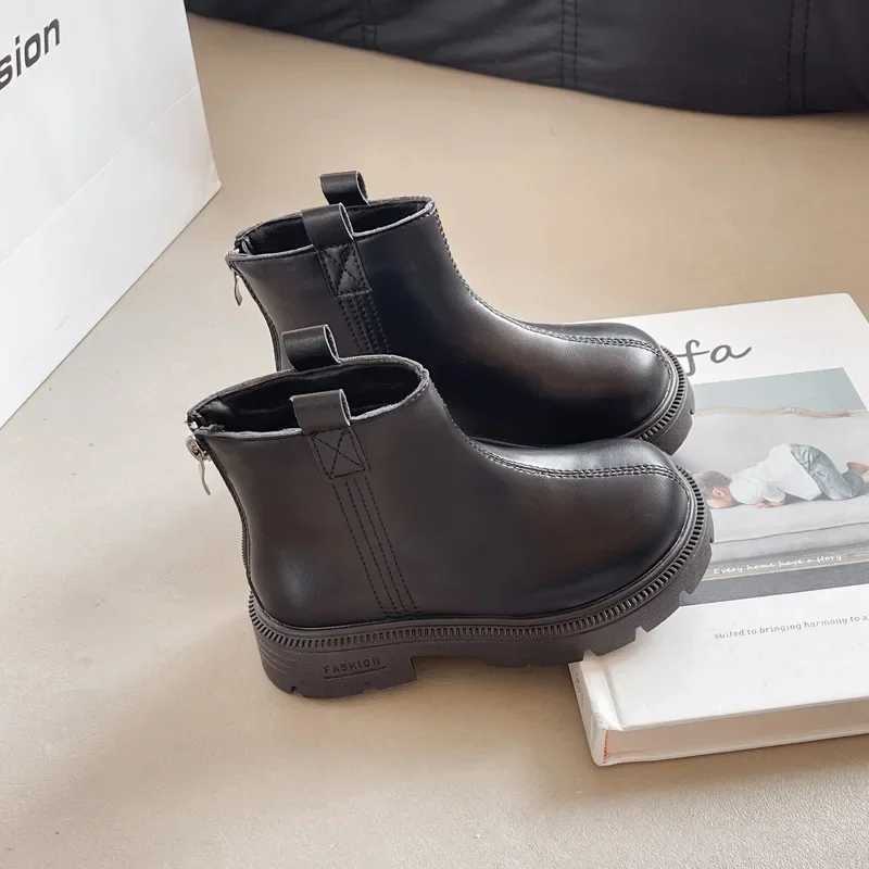 Childrens Winter Fashion Boots Solid Color Simple Girls Ankle Boots Outdoor Warm Childrens Leather Boots Thick Bottom Edition M241102