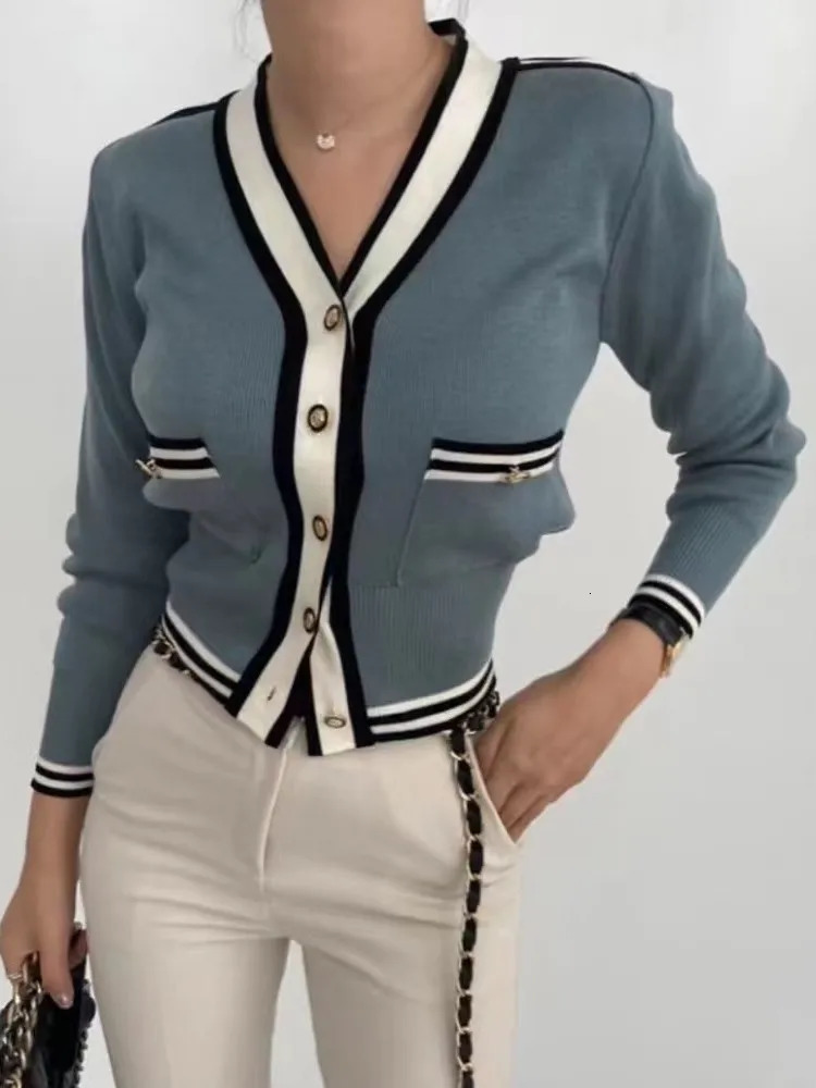 Runway Korean fashion womens sweater top V-neck striped womens knitted cardigan 241031