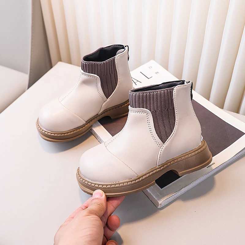 Childrens ankle boots solid color Versatile boys and girls short boots with back zipper new childrens leather boots UK sled M241102