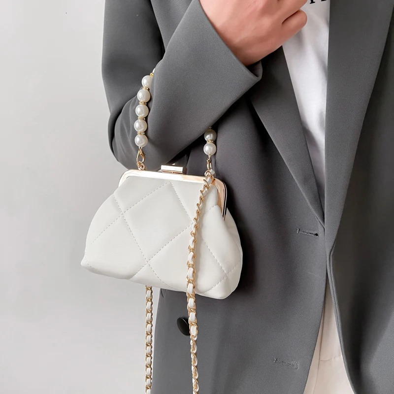 Womens Party Clutch Wedding Cross Bag Handbag Fashion Pearl Clip Bag Evening Handbag Shoulder Bag Summer Beach Bag 241031