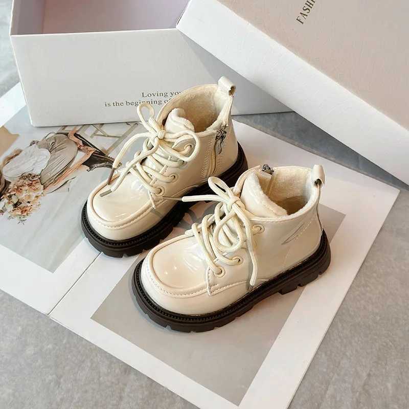 New Girl Winter Boots Solid Color Gloss Childrens Snow Boots Collar Version Warm Childrens Fashion Ankle Cotton Boots Side Zipper M241102