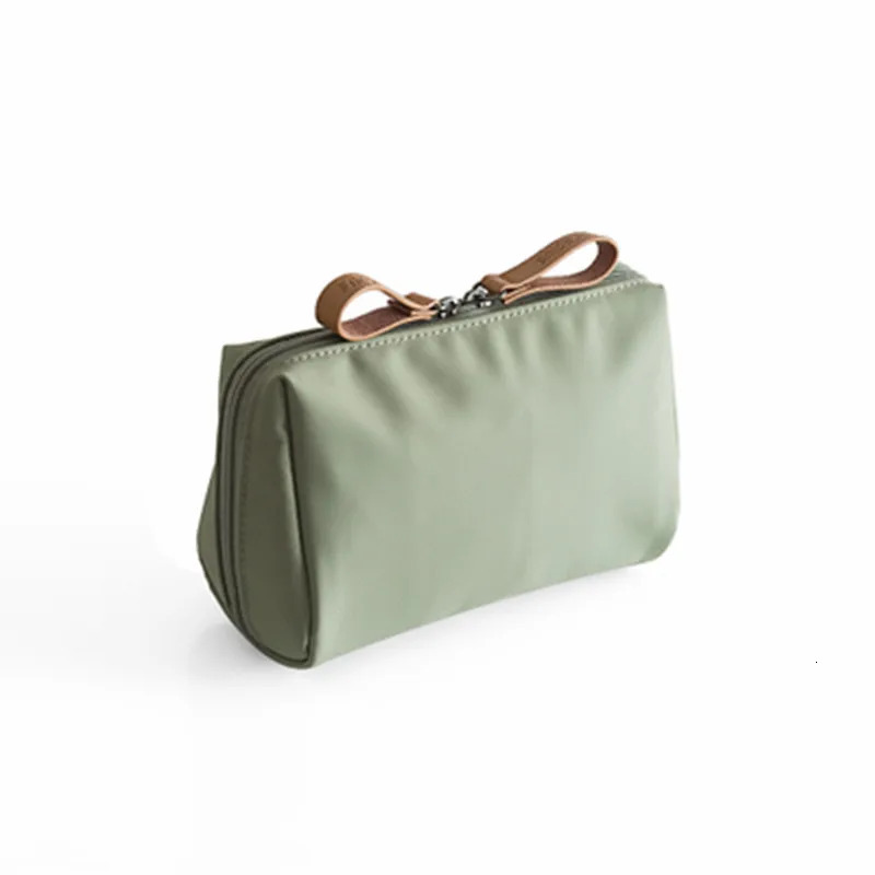 Fashion Korean handbag makeup square zipper bag womens lipstick makeup organizer essential bag womens makeup bag 241031
