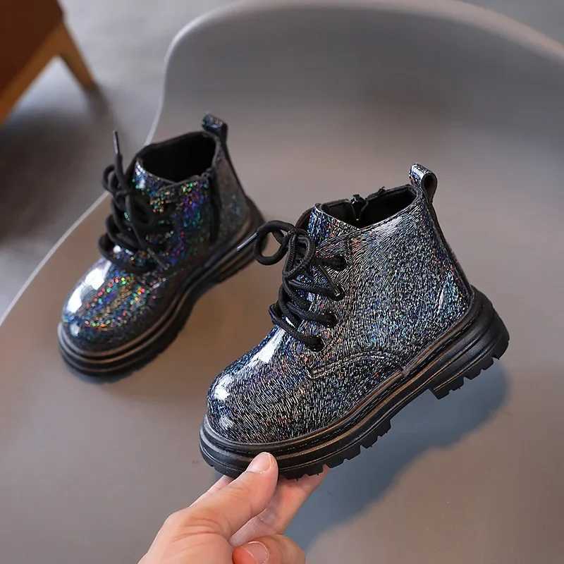 Childrens Thick Bottom Childrens Leather Boots Spring and Autumn Childrens Fashion Platform Foot Boots M241102