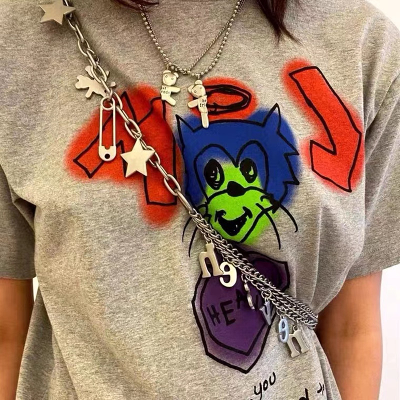 Vintage Metal Cute Bear Pendant Necklace for Male and Female Lovers Necklace Niche Design Sense of Personality Collarbone Chain