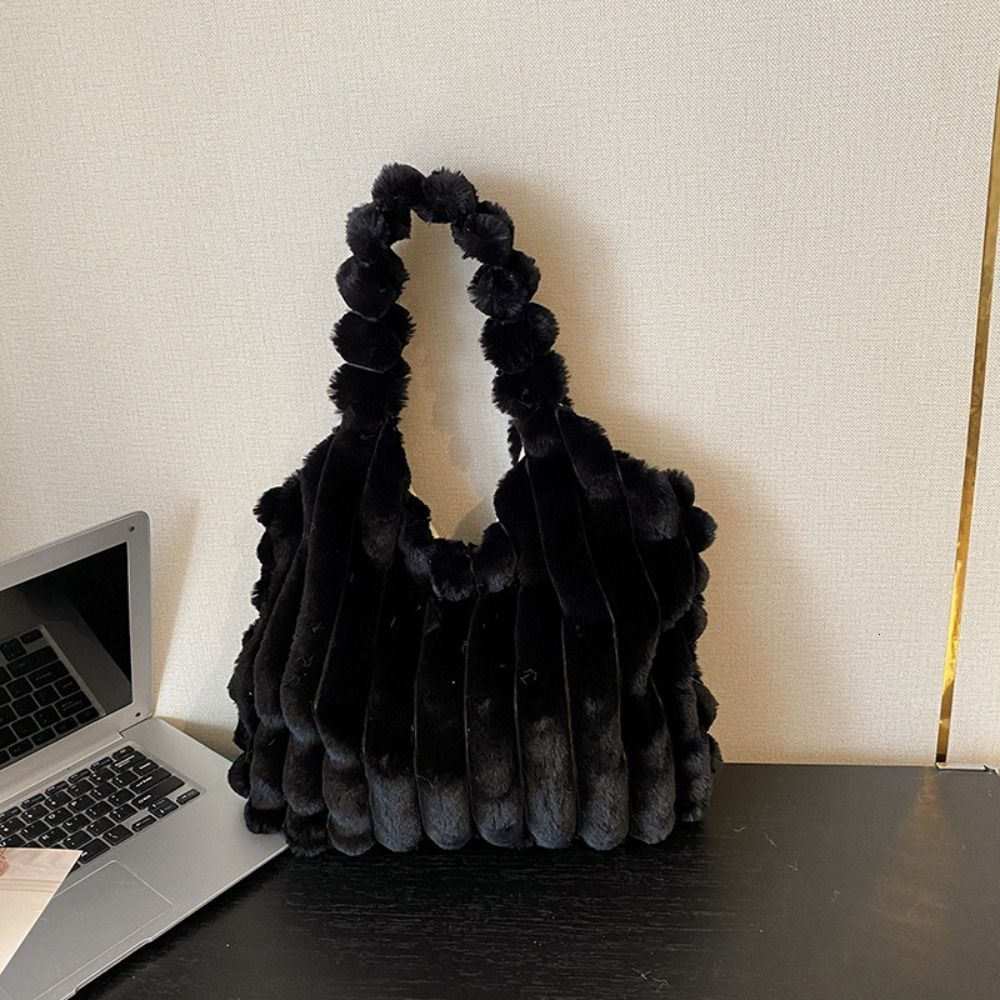 Solid Color Handbag Designerlarge Capacity Korean Style Shoulder Carrying Lunch Storage Plush Handbag