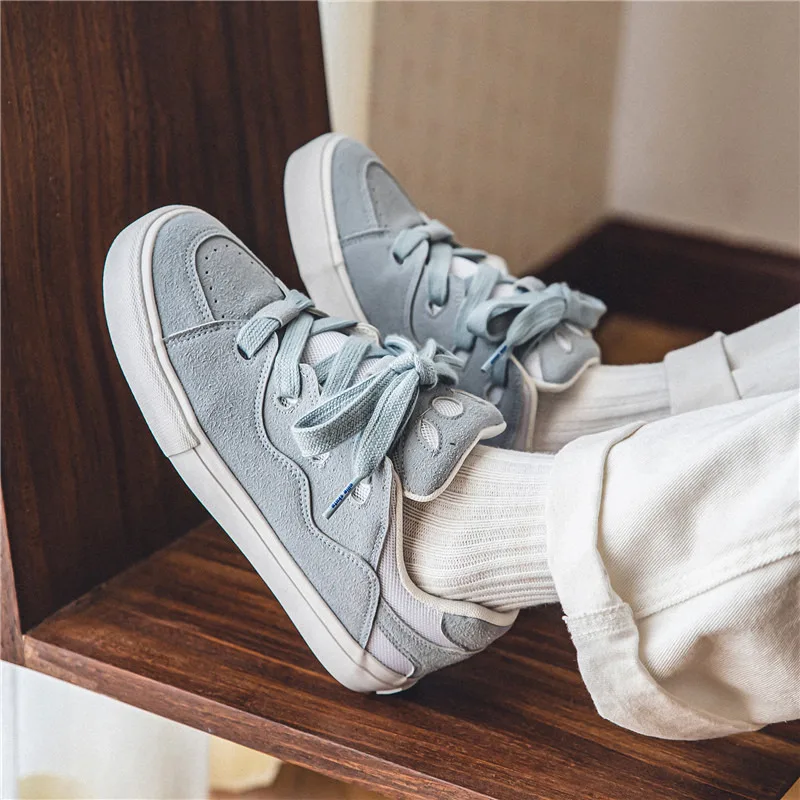 2023 Spring Blue Skateboard Shoes Men Women Size 44 Classic new Low Flat Skate Sneakers 2025 Light Comfortable Training Shoes Zapatillas