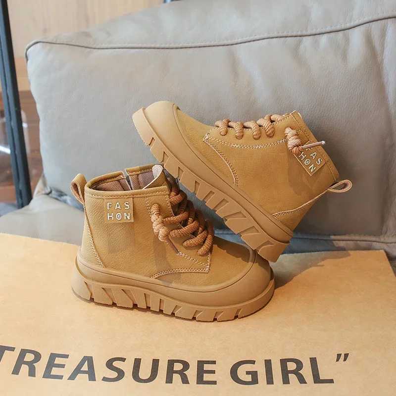 Childrens Autumn Boots New Thick Bottom Girls Shoulder and Ankle Boots Fashion Edition Patch Work Childrens Leather Boots Round Toes M241102