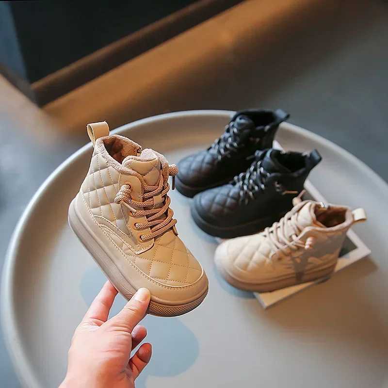 Childrens short boots warm boys and girls snow boots solid color version winter new childrens fashion shoes side zipper M241102