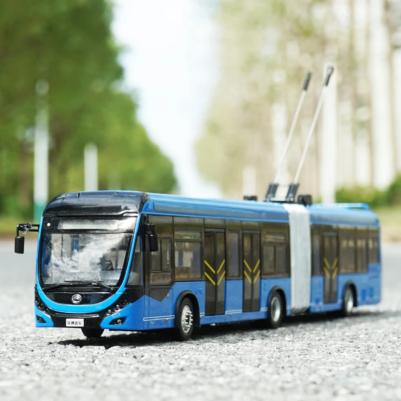 1:42 Scale Yutong Dual Source Trolley Bus ZK5180C BRT Bus Model Diecast Toy Gift Souvenir Ornament Collectible