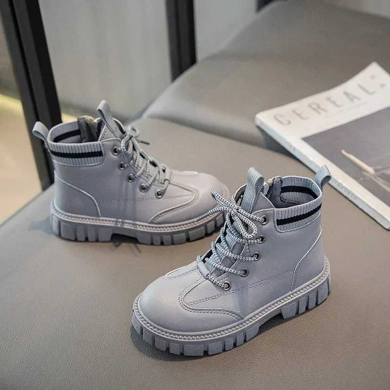 Childrens casual ankle boots childrens anti slip ankle boots childrens boys and girls autumn and winter new leather soft soled boots M241102