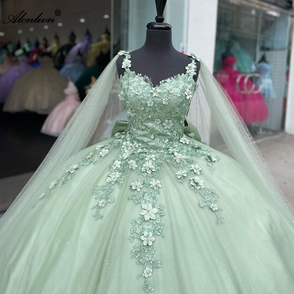 Elegant Spaghetti Straps Sweetheart Ball Gown Quinceanera Dresses Beading Pearls 3D Appliques Lace Prom Evening Party Pageant Birthday Gowns Dress Wit