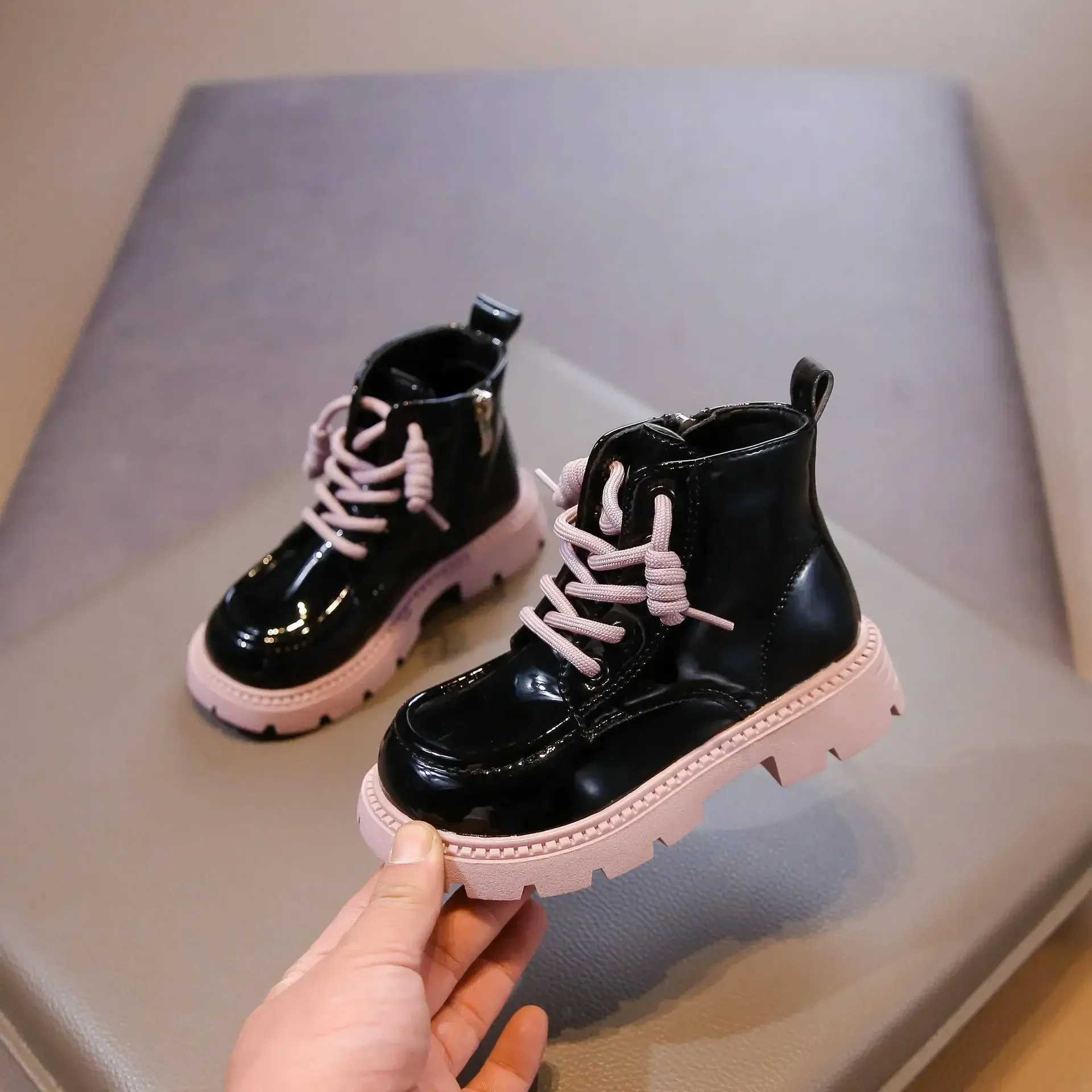 Childrens ankle boots with thick soft sole sweet girl princess boots Pu leather new fashion childrens short boots minimalist trend M241102