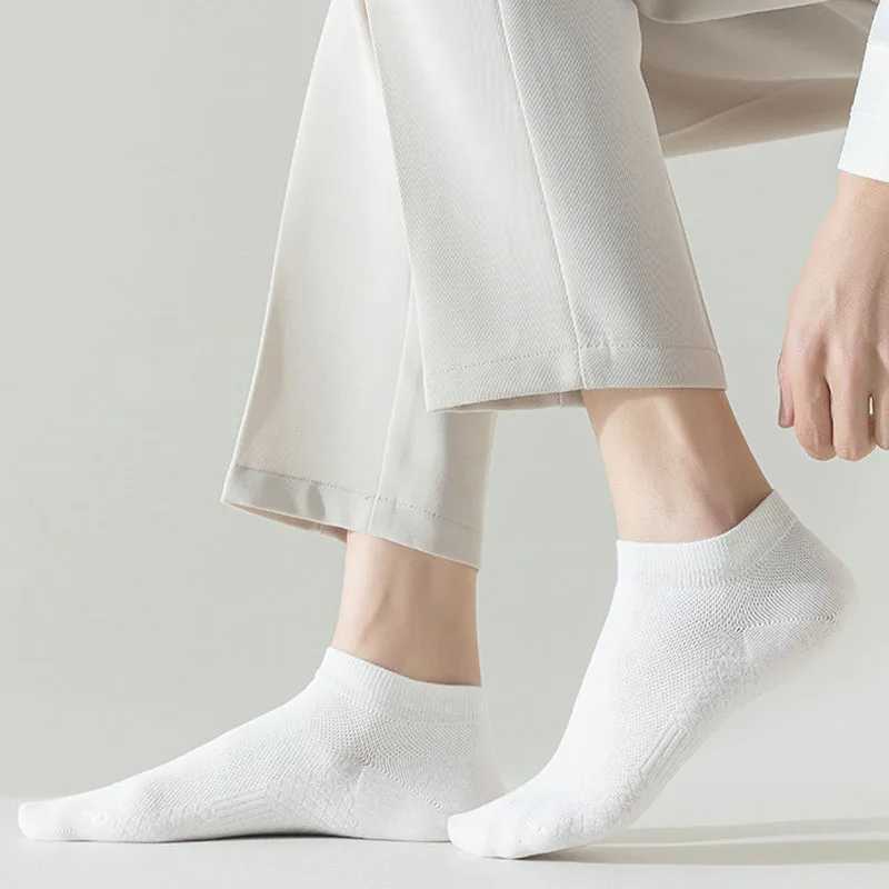 3Pairs Soft Mens Solid Color Ankle Sock Breathable Sweat-Absorbent Comfortable Cotton Low Cut Sports High Quality Male Sox LX241102