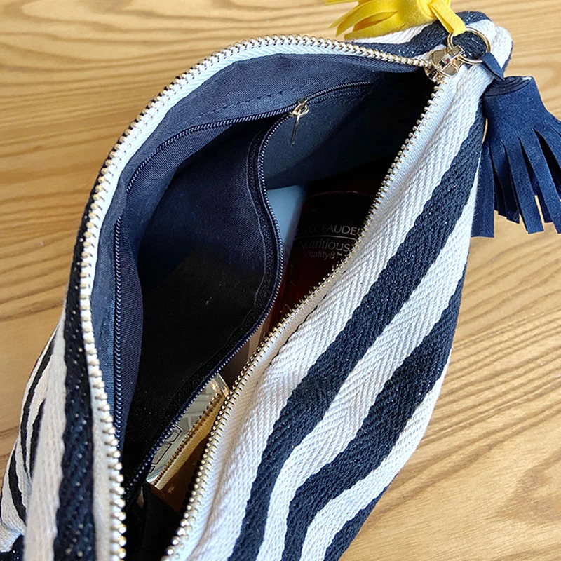 Makeup bag womens makeup box striped essential storage for women makeup box makeup box toilet organizer travel phone wallet clutch bag 241031
