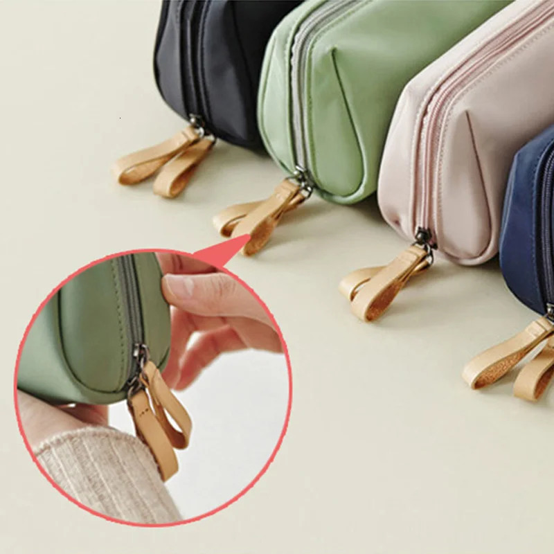 Fashion Korean handbag makeup square zipper bag womens lipstick makeup organizer essential bag womens makeup bag 241031