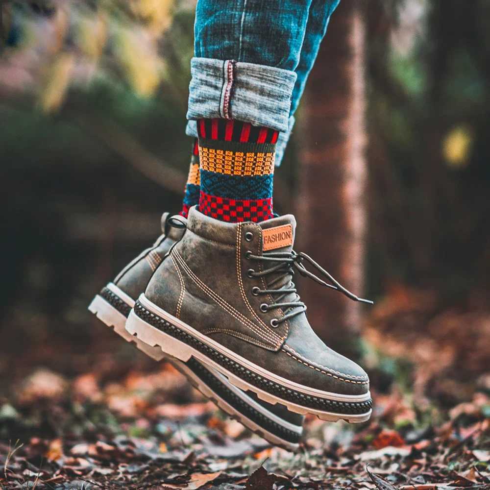 INSELLE 5 Pairs Winter Mens Thicken Sheeps Wool Warm Men Retro Style Colorful Fashion Man For Snow boots LX241102