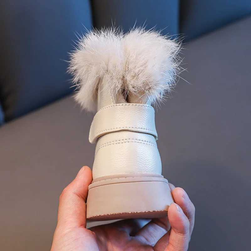 Girls leather snow shoes Chirldren winter warm Plus velvet short boots childrens pads fashionable flat shoes comfortable thick boots M241102