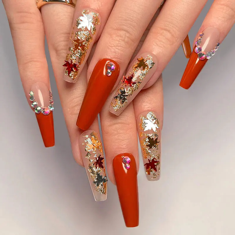 24 handmade autumn and winter maple leaf glitter wearable nails fake nails and sparkling diamonds from France Europe and the United States 241031