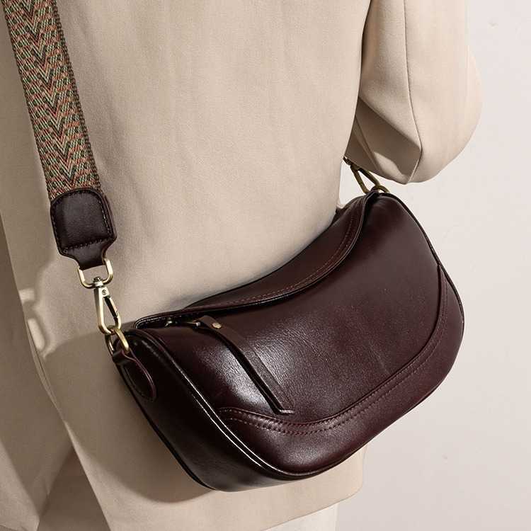 Shoulder Bags Women New Trendy Leather Handbag WoMens Bag Fashion Crossbody Bag Vegetable Single Shoulder Bag 241015
