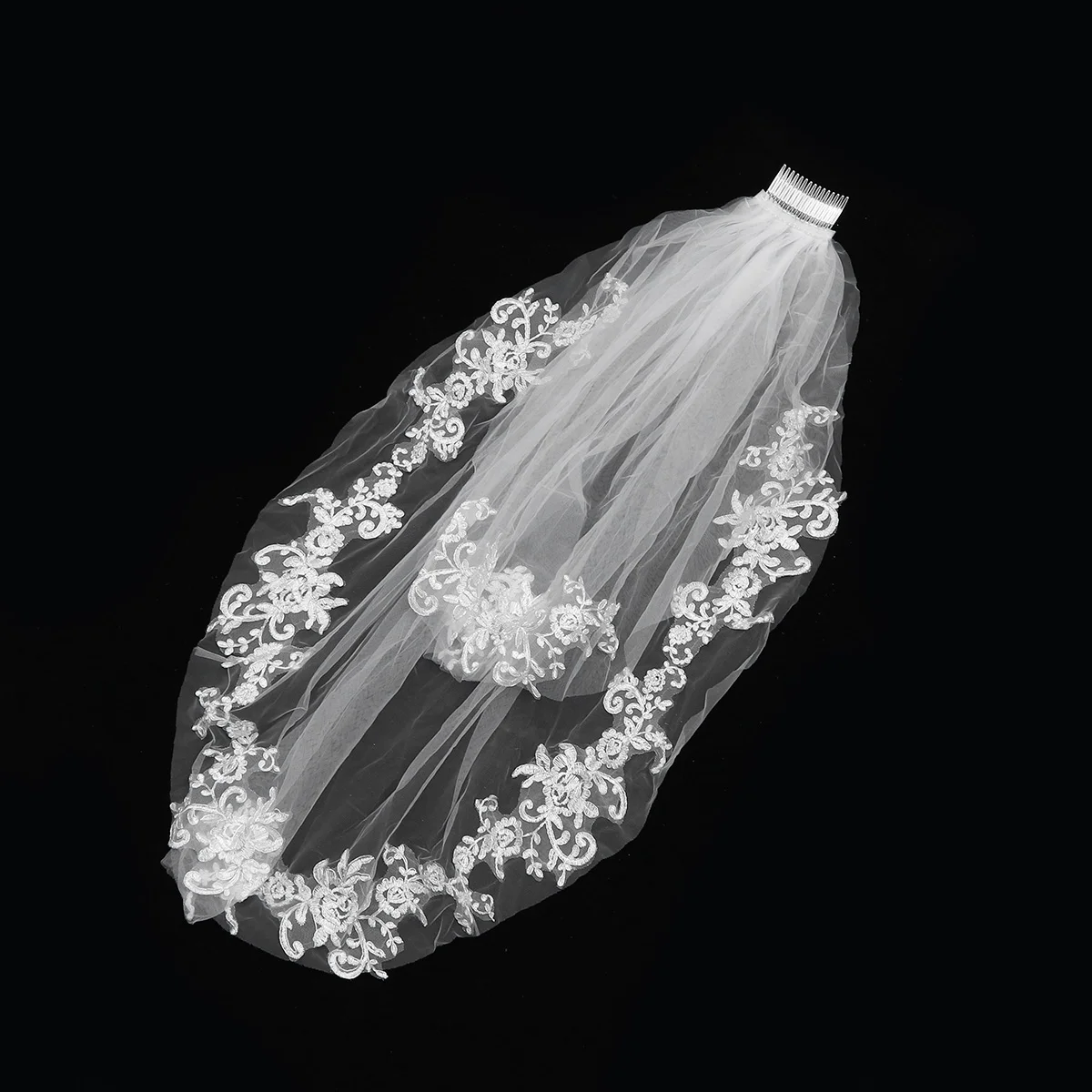 1PC Wedding Veil 2025 Gauze Short new Fluffy 2 Tier Gauze With Comb for Lady Bride Woman