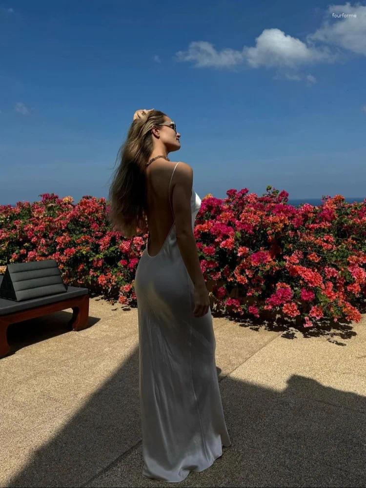 Casual Dresses Fashion Solid Satin Maxi Dress For Women Sexy Backless Sleeves Spaghetti Strap 2024 Chic Beach Vocation Lady Vestido