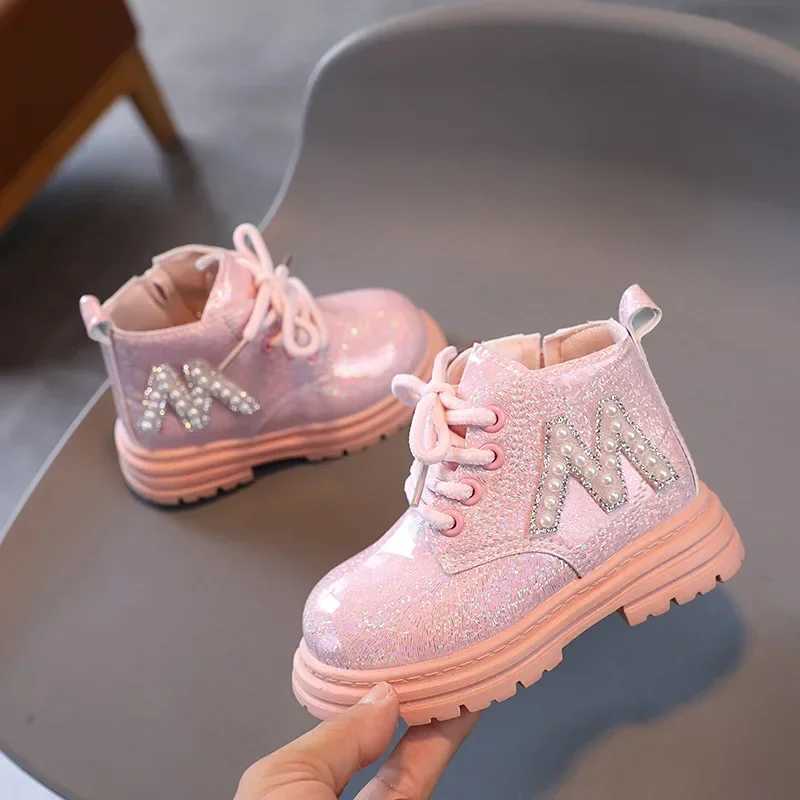 Girls shoes spring and autumn new styles childrens leather boots fashionable and glossy childrens platform foot boots side zipper M241102