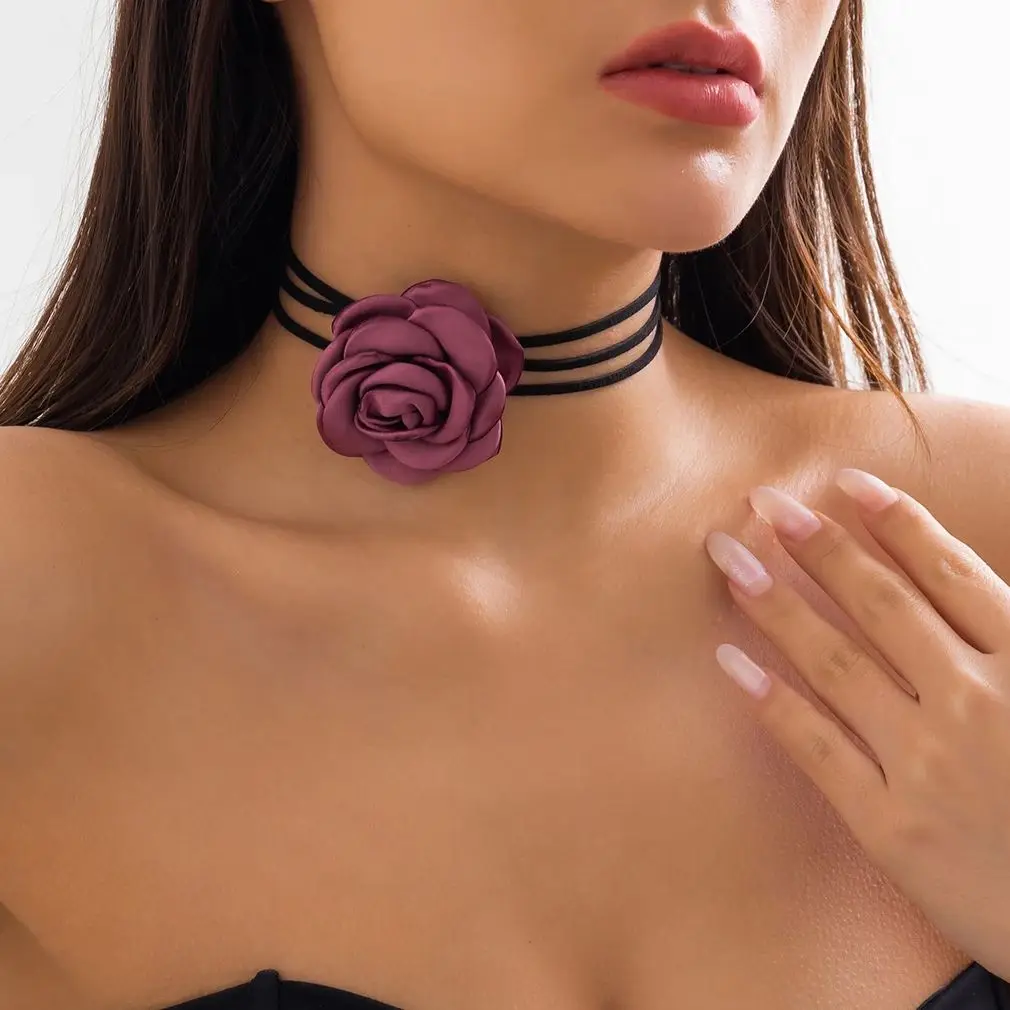 Gothic Elegant Big new Rose Flower Clavicle Chain Necklace Women Wed Bridal Sexy Adjustable 2025 Choker Mariage Jewelry Y2K Accessories
