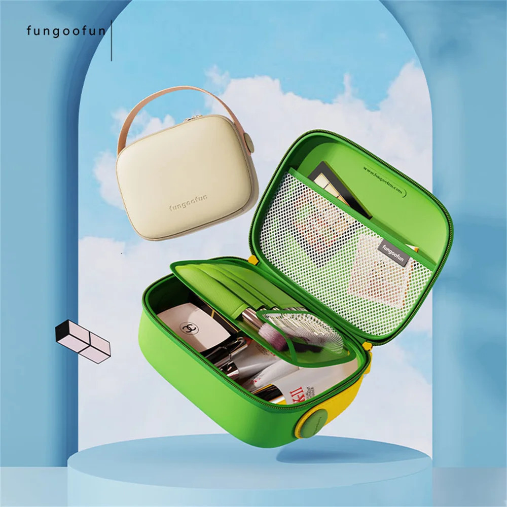 Travel makeup bag makeup bag womens restroom organizer bag waterproof womens storage box large capacity 241031