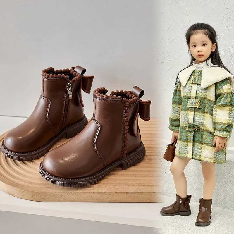 Womens leather boots with back bow knot childrens short boots soft sole new womens princess ankle boots with warm cotton side zipper M241102