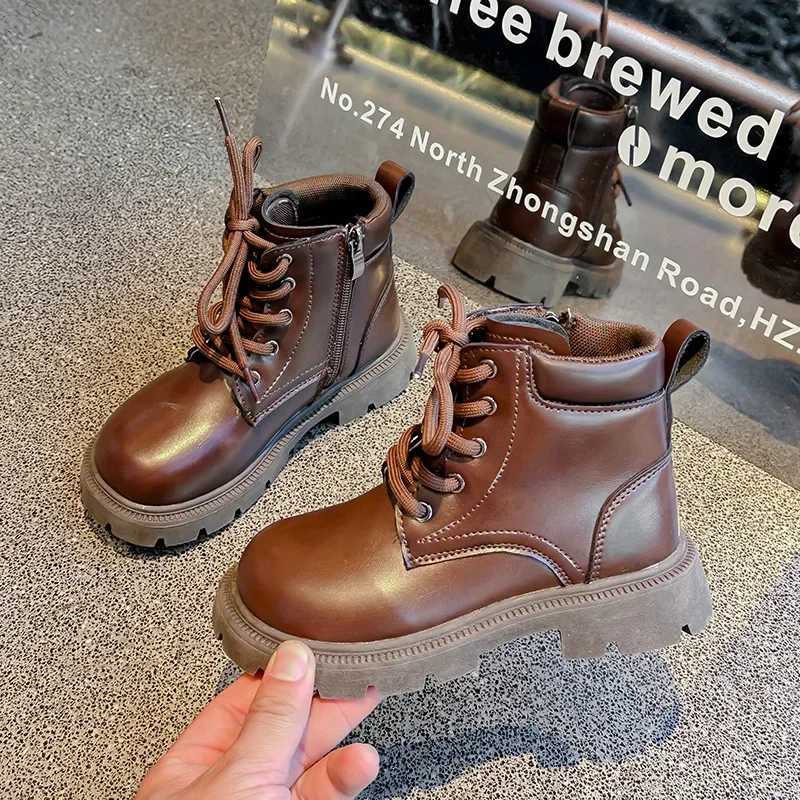 Childrens leather boots Childrens leather boots M241102