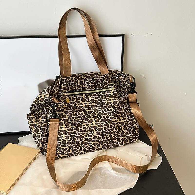 CMM Leopard Print Canvas Bag Large Capacity Casual Versatile Commuting Handbag Lazy Single Shoulder Crossbody Bag Tote Bag