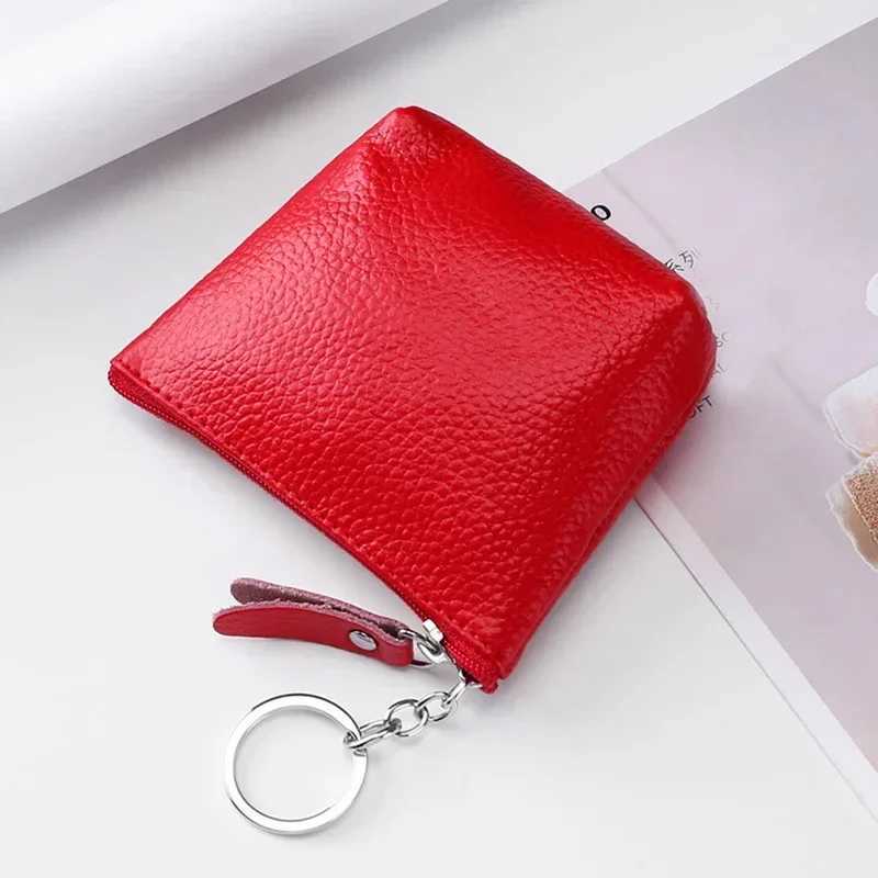 Portable Genuine Leather Coin Purse Vintage Key Card Coin Earphe Holder Pouch for Women Men Mini WalletXJ241111